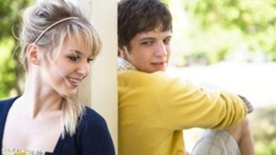 4 أسباب لدخول المراهقين علاقات عابرة 