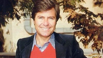 حسين فهمي يكشف سر رفضه الإخراج لفاتن حمامة وخلافه مع أسرته