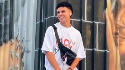 أسرة مسرحية تشارلي تنعي الفنان أحمد عصام