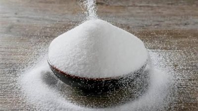 رئيس شعبة المواد الغذائية: سعر كيلو السكر 20 جنيها ولا يوجد نقص فى الأسواق 