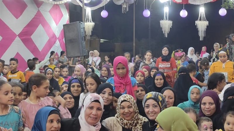 أمسيات الأسرة المصرية