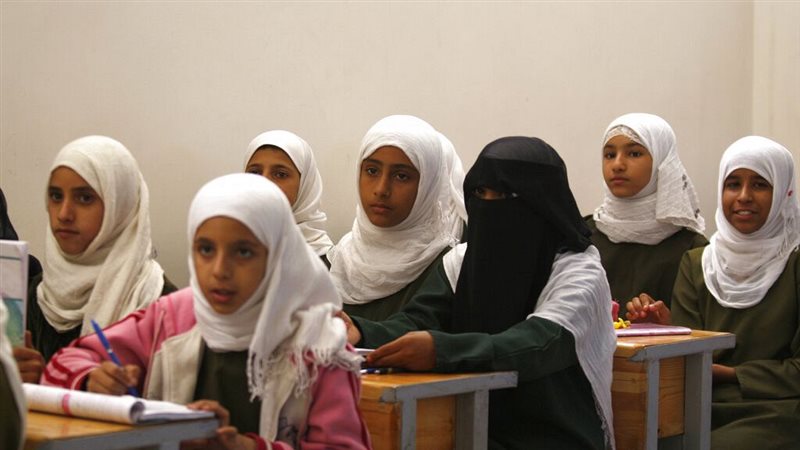 منع النقاب فى المدارس