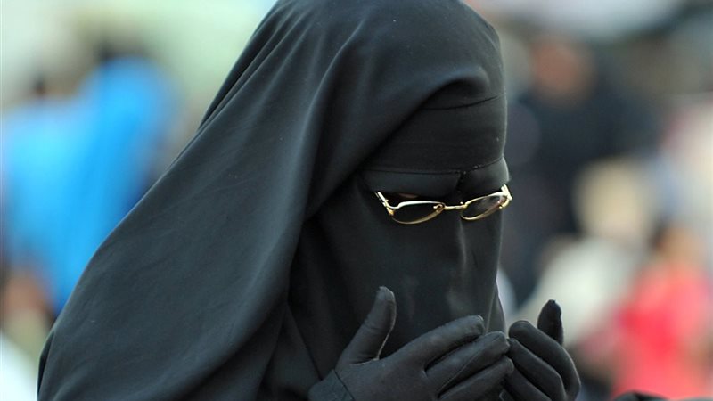 منع النقاب