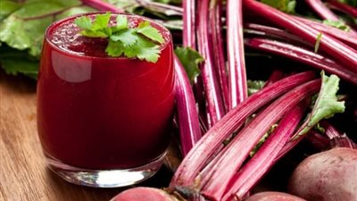 طريقة سهلة لتحضير عصير الشمندر في مطبخك