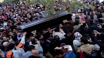 تفسير حلم حمل النعش والمشي به في المنام