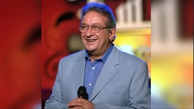 لماذا أوصى نور الشريف بعرض مشهد وفاة عمر بن عبد العزيز بعد رحيله؟