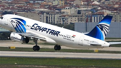 مصر تعلق رحلاتها الجوية إلى إسرائيل
