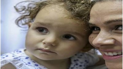 بعد أنغام.. فنانين رزقوا بأطفال من ذوي الهمم أبرزهم عمرو دياب ويسرا اللوزي