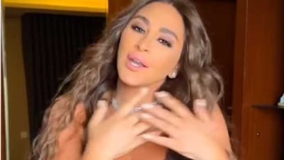 إليسا تشعل الإنستجرام بموضة slip dress.. والجمهور: قميص نوم (صور)