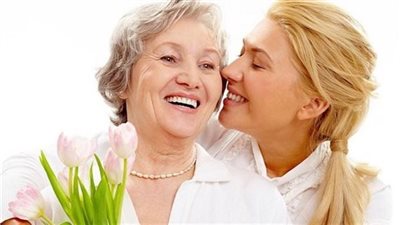 4 خطوات تكسبين بها أهل زوجك «وحماتك الأهم»