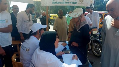 البنك الزراعي المصري يواصل قوافل «باب رزق» في قرى ومراكز كفر الشيخ