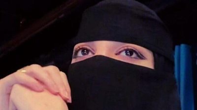 هجوم حاد على العنود يوسف بعد انتقادها لرقص زهور سعود ورد فعل زوجها