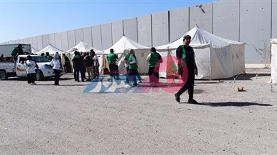عاجل| مراسل «هير نيوز»: سيارتا مساعدات وأكفان تستعدان لدخول غزة من معبر رفح