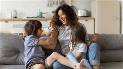 4 أبراج تحب قضاء الوقت مع الأطفال 