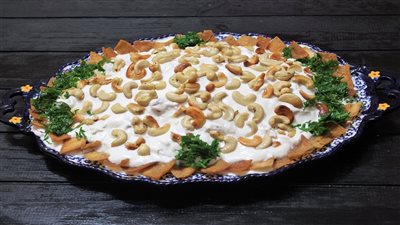 طريقة عمل فتة الدجاج السورية بمذاق مميز