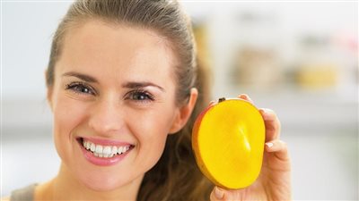 تفسير حلم أكل المانجو في المنام للعزباء والمتزوجة