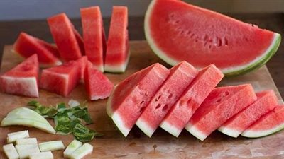 4 فوائد مذهلة لـ«قشر البطيخ» 