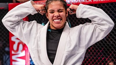 سارة جالفاو تخطف الفوز في النزال التاريخي ببطولة أبو ظبي إكستريم للجوجيتسو 