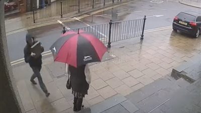 سيدة مسلمة تتعرض للهجوم في بريطانيا بسبب «ارتدائها الحجاب»