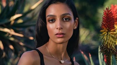 عارضة الأزياء نورا عتال نجمة حملة برادا لخريف وشتاء 2024 (صور)