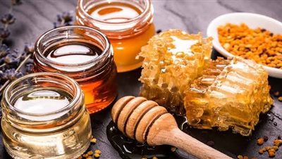 3 فوائد لتناول العسل قبل النوم «التخسيس»