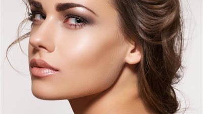 ألوان روج مناسبة للبشرة الحنطية لإطلالة ساحرة (صور)