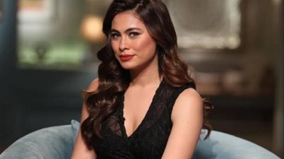 هاجر أحمد تستعرض جمال ملامحها دون مكياج (صورة)