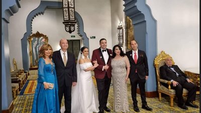 بكاء أماني سوكا زوجة عمرو أديب الأولى في حفل زفاف ابنه