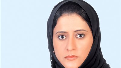 مريم الساعدي | كاتبة إماراتية شابة ترجمت أعمالها إلى 3 لغات