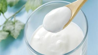 4 فوائد مدهشة لتناول الزبادي (إنفوجراف)