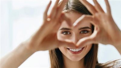 4 أطعمة تساعد على تحسين الرؤية (إنفوجراف)