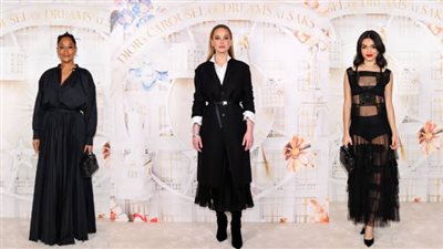 نجمات هوليوود يتألقن في حملة هوليداي ديور وساكس (صور) 