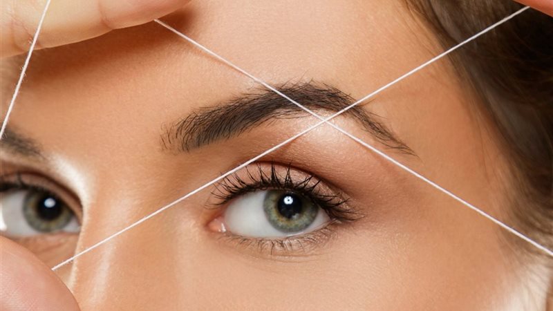 إزالة شعر الحواجب
