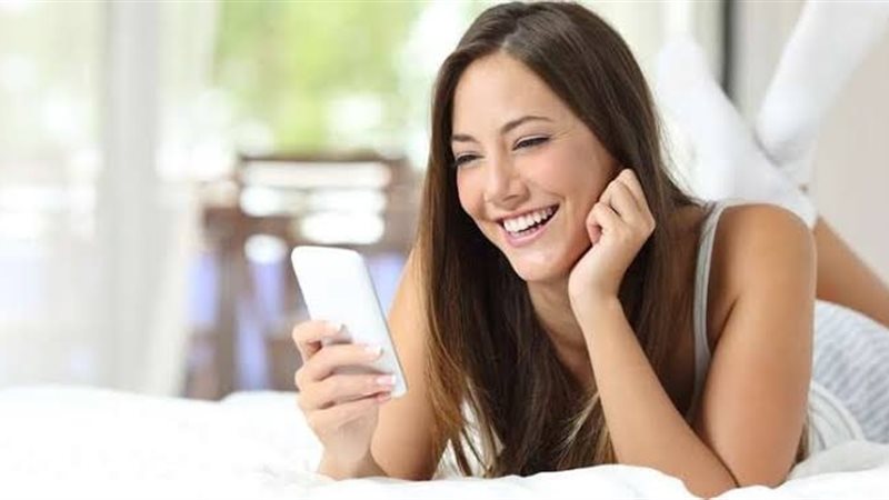 مغازلة الزوج عبر