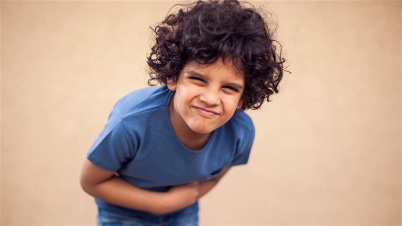 علاج القيئ عند الاطفال