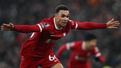 كواليس فوز ليفربول المثير على فولهام في الدوري الإنجليزي «ريمونتادا تاريخية»