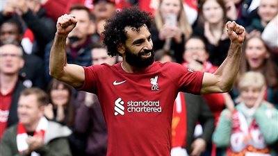 جوائز وأرقام محمد صلاح القياسية بعد فوزه بجائزة أفضل لاعب من اتحاد المشجعين