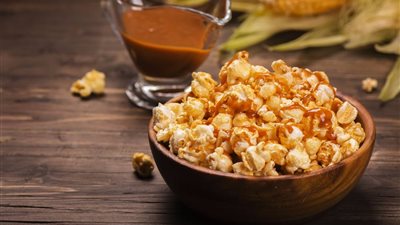 فى 5 دقائق | طريقة عمل الفشار بالكراميل 