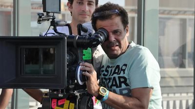 بتر قدم مخرج مصري شهير إثر أزمة صحية