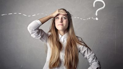 5 عادات خاطئة تعرضك لضعف الذاكرة (إنفوجراف)