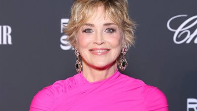 شارون ستون تكشف أسرار حياتها ومرضها بالسكتة الدماغية في العلا السعودية (صور)