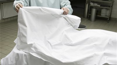 موظف يحرق والدته القعيدة في حدائق القبة لسبب غريب