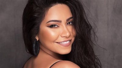 شيرين عبد الوهاب تتصدر قائمة «بيلبورد» للأغاني وكاريوكي تتذيل القائمة