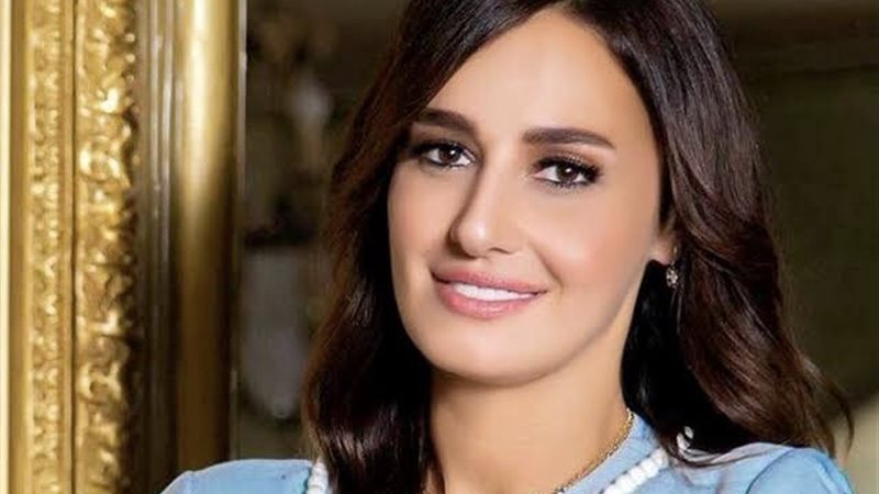 حلا شيحة