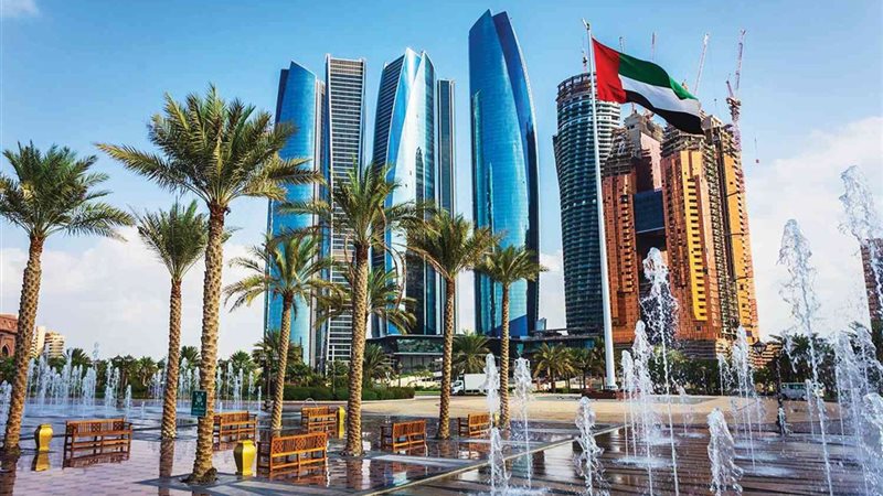 الإمارات تتصدر عربياً