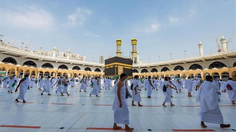 حكم شرب الماء في