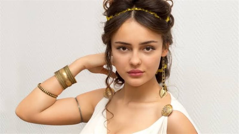 المرأة اليونانية