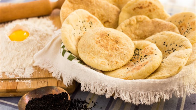 طريقة عمل خبز الطاسة