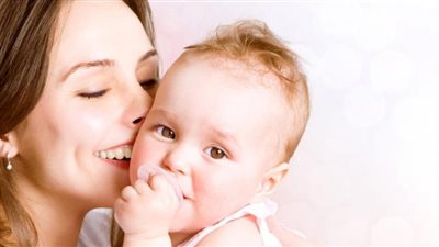 حكم كفالة أطفال مجهولة النسب ونسبهم إلى الكافل