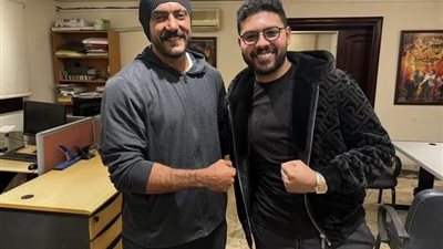 محمد شاهين يقدم الأغنية الدعائية لـ«الإسكندراني» بعنوان «أنا الفيلم» (صور)